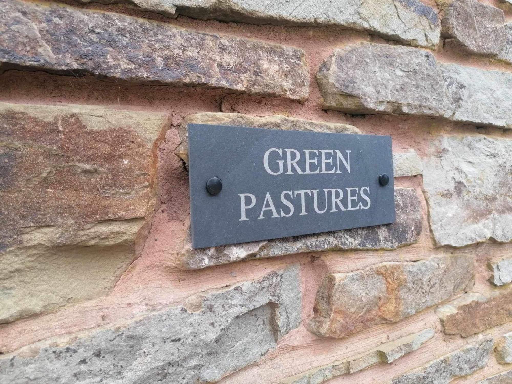 Green Pasture Much Birch Luaran gambar